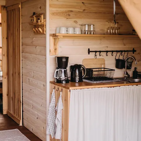 Kwiejcowka Luxury tent *
