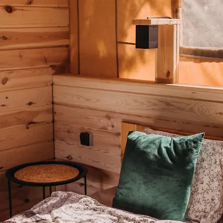 Kwiejcowka Luxury tent *